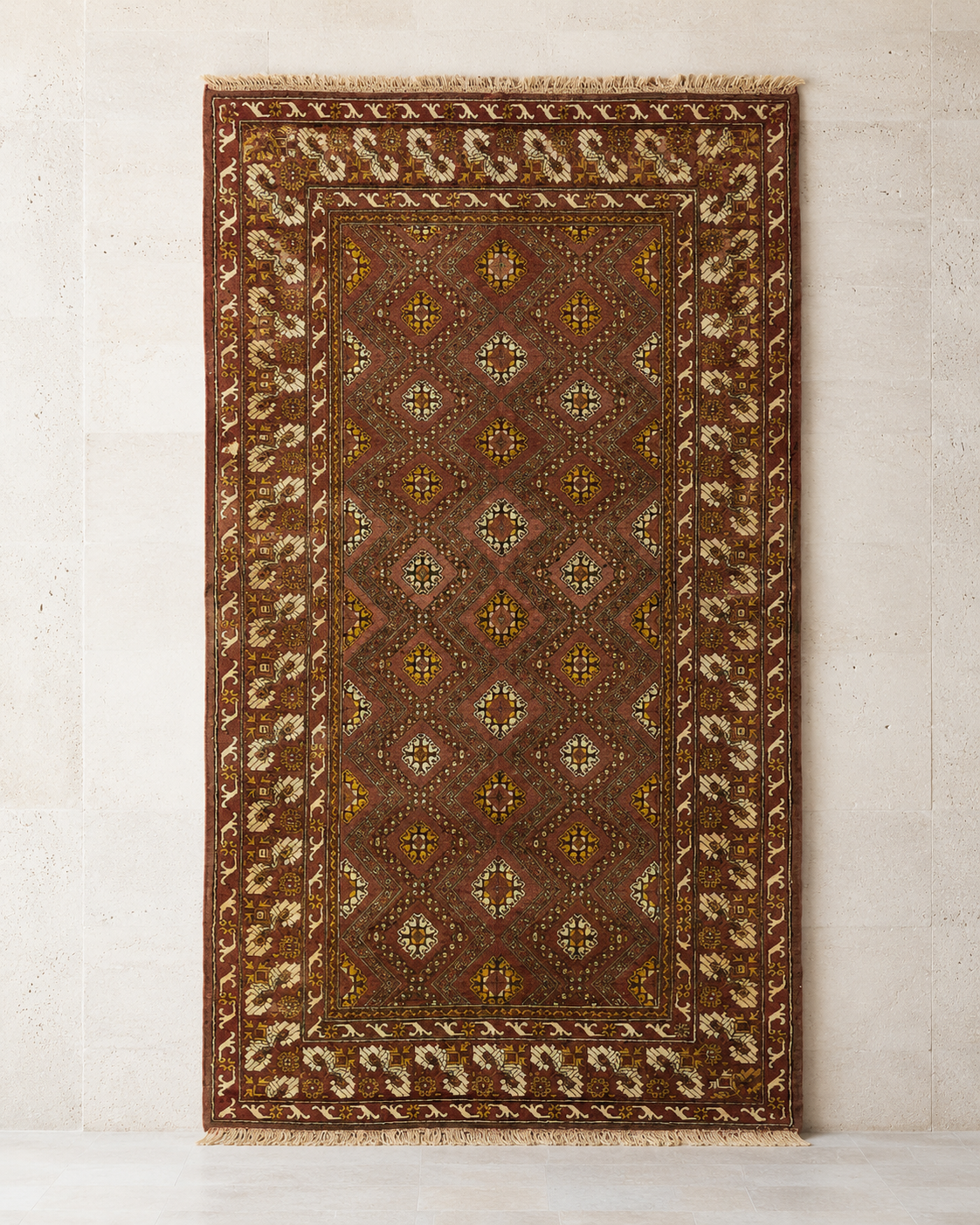 Aït Youssi. Middle Atlas rug, c. 1955–1975. 150 × 220 cm.